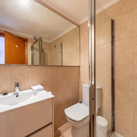 Seaview Centaurus Apartment *